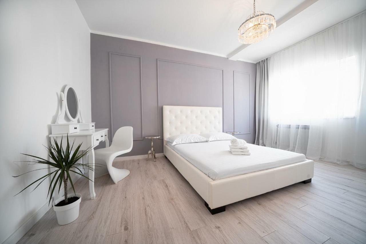 Apartments And Room Anka Vodice Kültér fotó